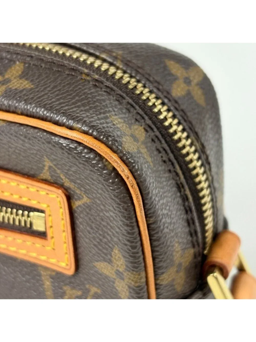 Louis Vuitton Pochette Cite Shoulder Bag Monogram Brown